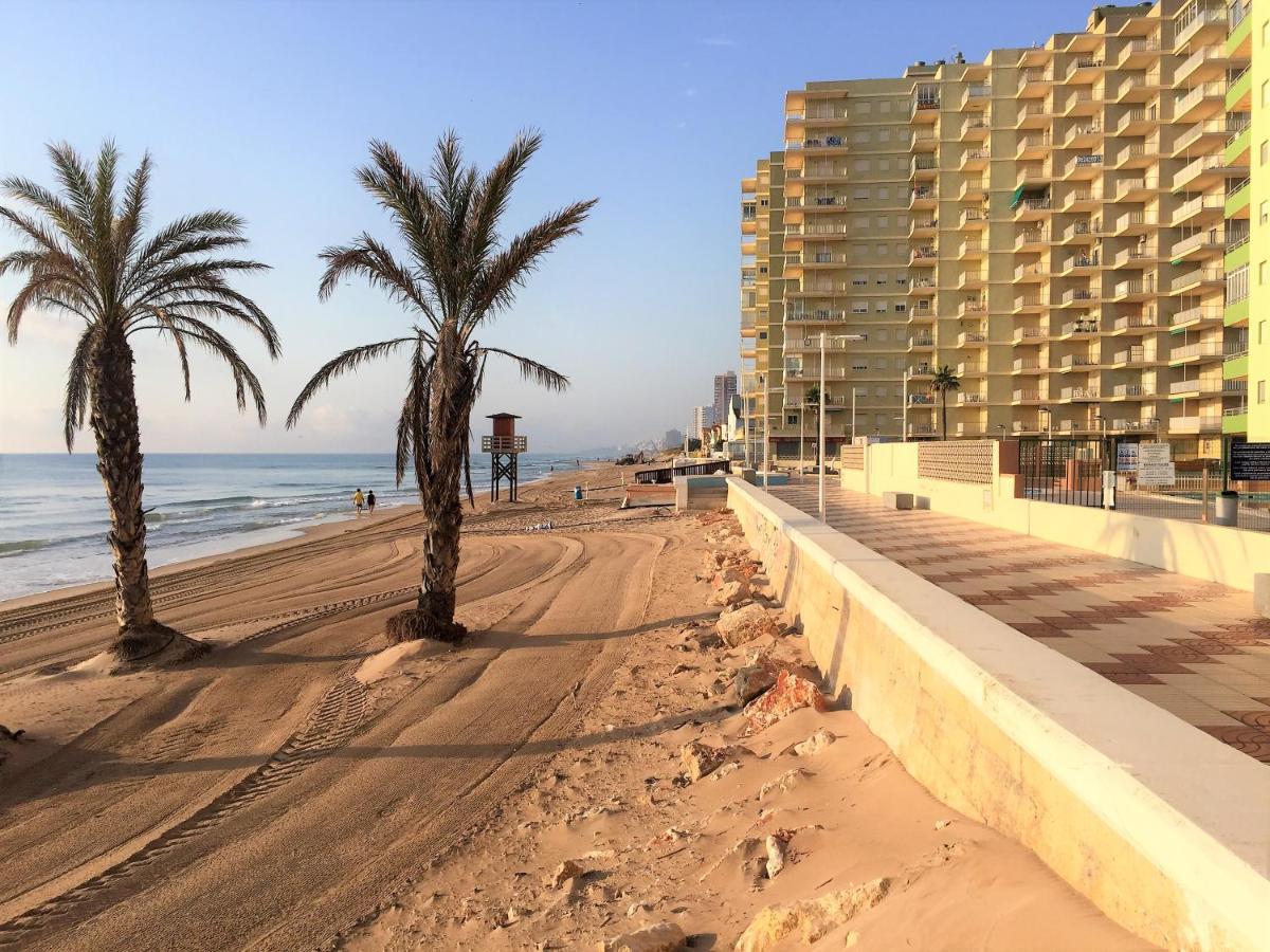 Beachfront Apartment With A Terrace Mareny Barraquetas Exteriér fotografie